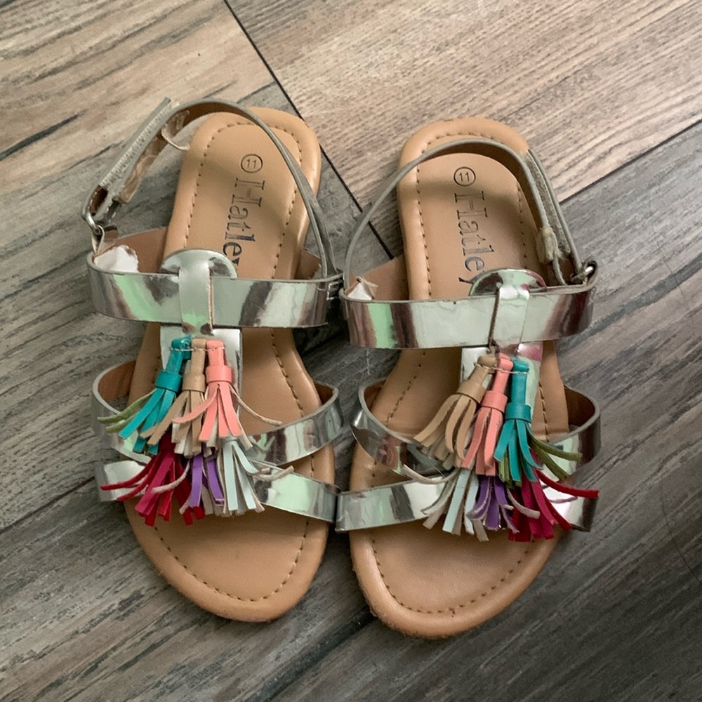 Size 11, Hatley kids sandals good condition. See all photos.